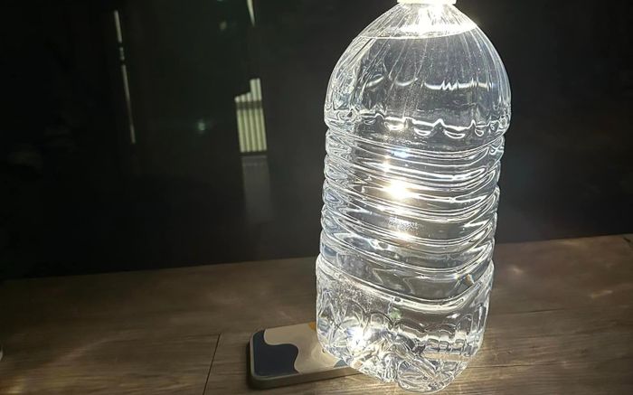 Mất điện mùa mưa bão, hãy thắp sáng cả căn nhà bằng cách cực kỳ đơn giản này