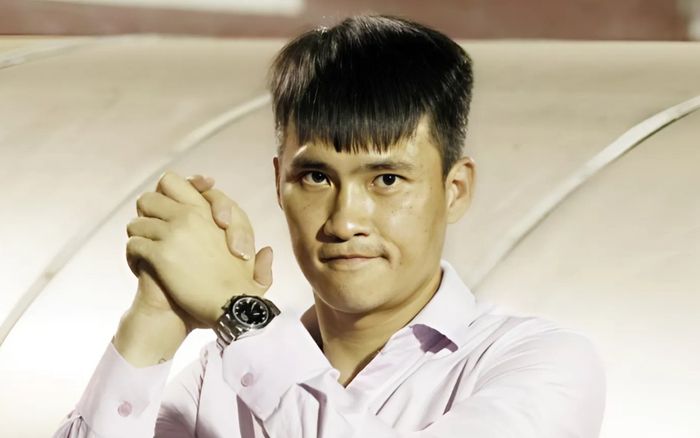 Bất ngờ khi Lê Công Vinh lên Gia Lai học nghề HLV