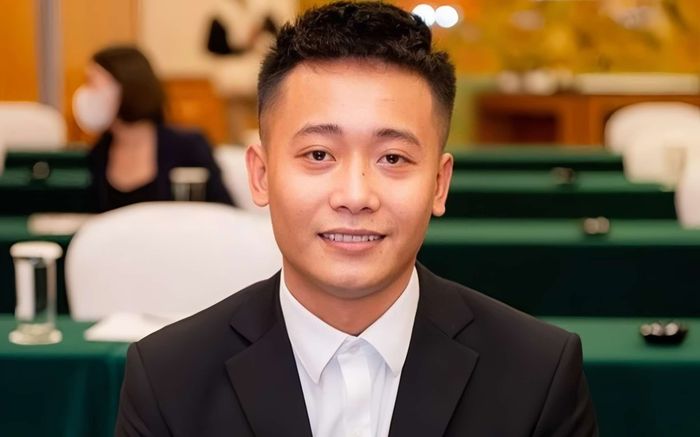 Quang Linh Vlogs bức xúc một chuyện sau khi ủng hộ 300 triệu cứu trợ bão lũ miền Bắc