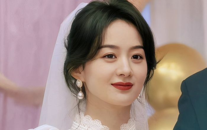 Sắc vóc của Triệu Lệ Dĩnh trong bộ váy cưới, bảo sao Phùng Thiệu Phong không muốn tổ chức đám cưới