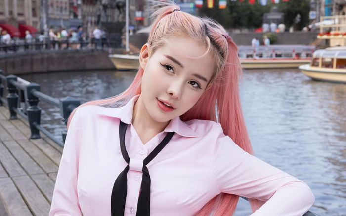 Bị chỉ trích 'phông bạt', Ngân 98 công khai chi tiết thời điểm quyên góp tiền