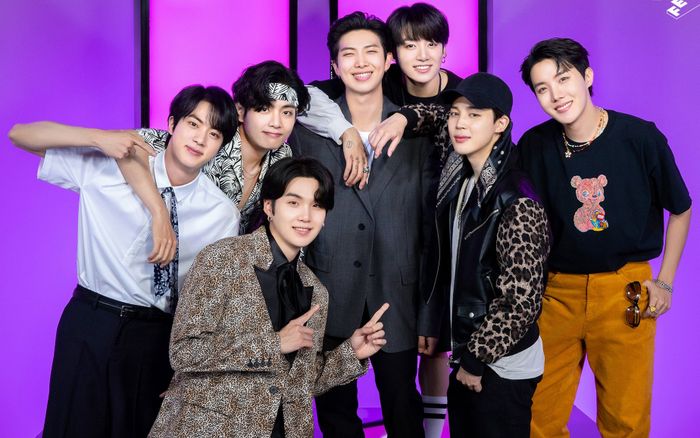 Choáng trước số tiền fandom BTS đóng góp cho MTTQ Việt Nam