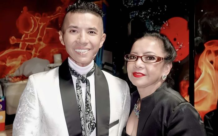 Mẹ Kasim Hoàng Vũ xót xa: 'Nhiều lúc con nằm ôm mặt vì đau, trông mau có lịch mổ'