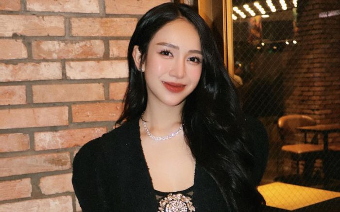 Con gái Minh Nhựa giàu khủng ở tuổi 25