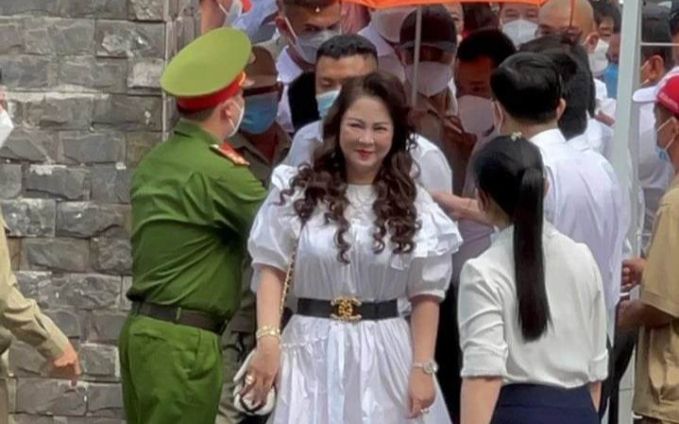 Sự thật về bức ảnh 'ngày ra tù' của bà Nguyễn Phương Hằng lan truyền trên MXH