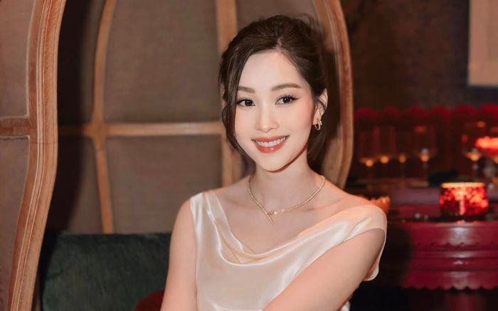 Hoa hậu Đặng Thu Thảo sinh con thứ ba