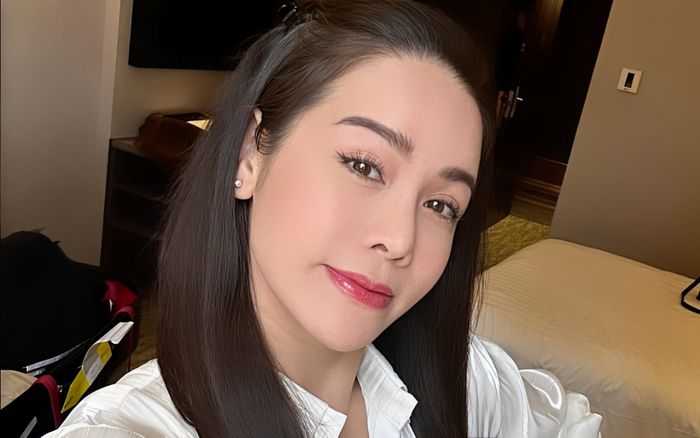 Danh tính soái ca đồng hành cùng Nhật Kim Anh ở tuổi 39