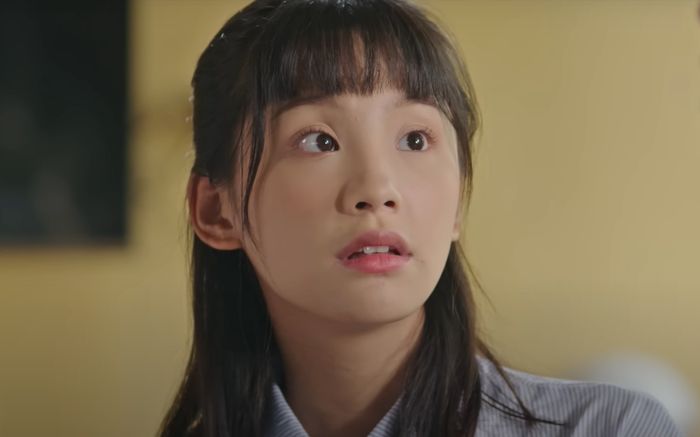 Đi giữa trời rực rỡ gây tranh cãi, có hai nhân vật cứ xuất hiện là khán giả đòi tắt TV