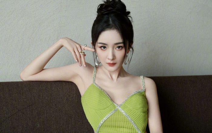 Thất bại liên tục, Dương Mịch có còn là đối thủ của Triệu Lệ Dĩnh?