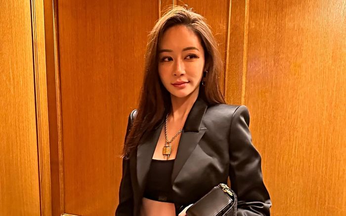 Xót xa người mẫu gợi cảm phải cắt bỏ một phần ngực vì mắc căn bệnh