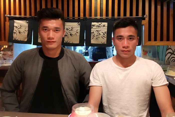 Thủ môn Bùi Tiến Dũng có một người em trai cũng là cầu thủ, vậy người em này tên thật là gì?