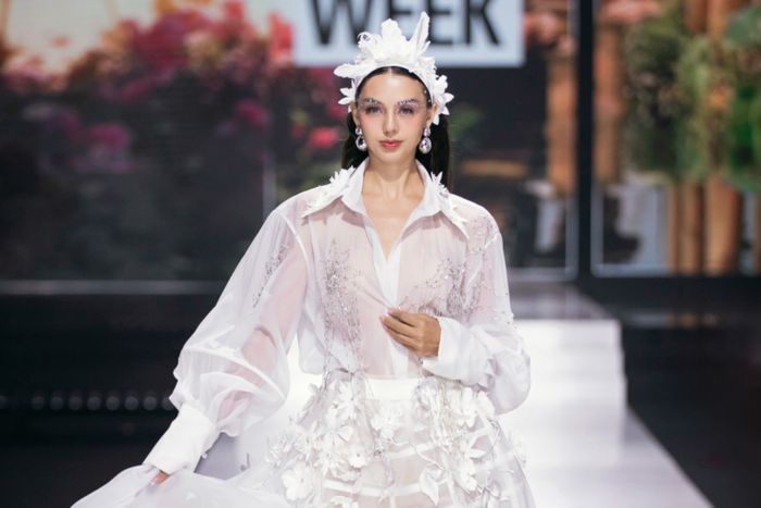 Người vợ Dianka Zakhidova của Bùi Tiến Dũng hoạt động trong lĩnh vực nào?