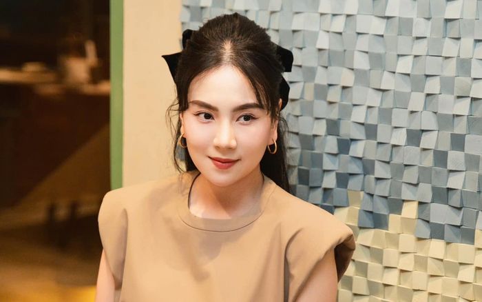 Thái độ của MC Mai Ngọc khi phát hiện có người âm thầm theo dõi