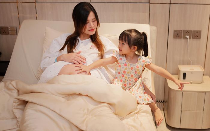 Đông Nhi làm gì để giữ giọng khi quá lâu không đi hát?