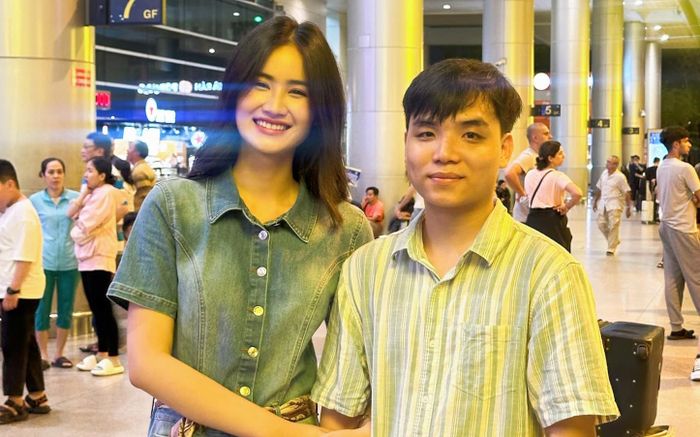 Hoa hậu Ý Nhi về nước, thể hiện tình cảm với bạn trai tại sân bay