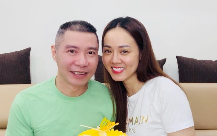 Bị chê 'làm màu', vợ NSND Công Lý lên tiếng đáp trả?