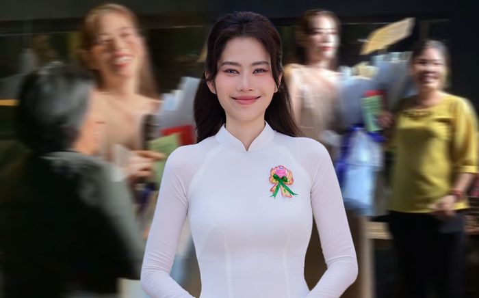 Nam Em tươi cười nhận tiền từ khán giả sau phát ngôn: 'Của cho là của nợ'