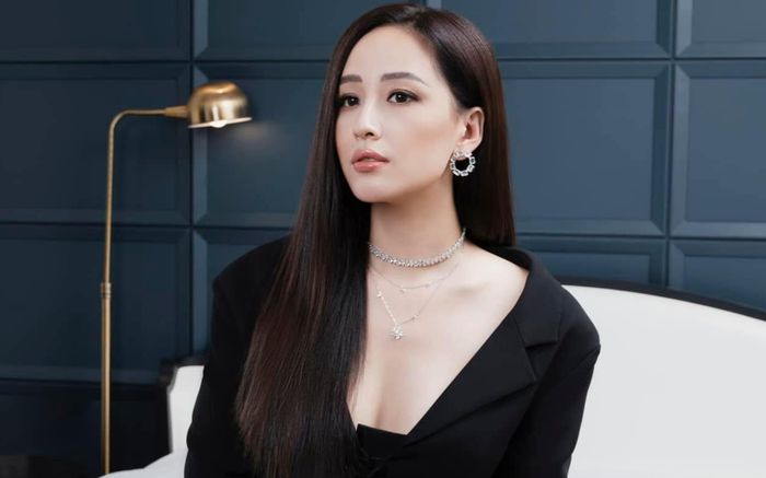 Ngôi sao U50 được Hoa hậu Mai Phương Thuý thích hơn 20 năm