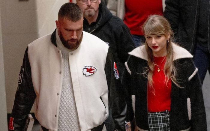 Bạn trai cầu thủ và Taylor Swift thoả thuận hợp đồng chia tay?