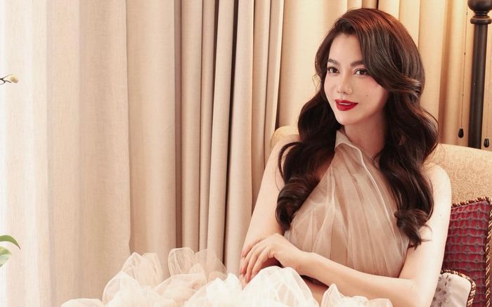 Trương Ngọc Ánh tự tin nhập vai công chúa ở tuổi U50