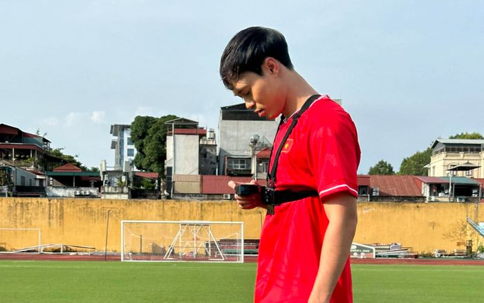 Cầu thủ Văn Toàn sau chấn thương