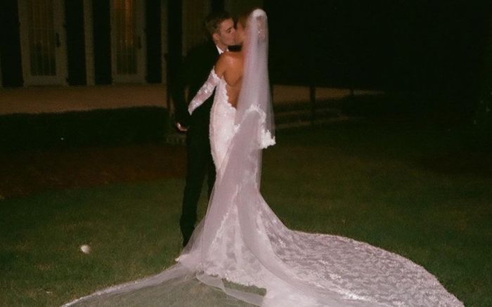 Nam ca sĩ hàng đầu showbiz rục rịch trở lại sau khi vợ vừa sinh con đầu lòng