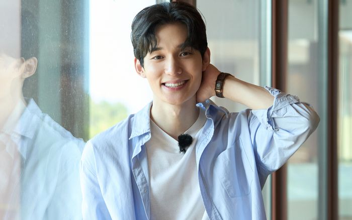 Mỹ nam xứ Hàn lộ diện tại Đảo Thiên Đường