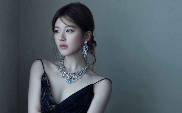 Vừa thắng giải diễn xuất vừa kiện netizen, Triệu Lộ Tư bị chê cười