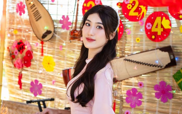 Ngắm visual cổ điển nàng thơ của Miss Tài năng Trường ĐH FPT phân hiệu Đà Nẵng