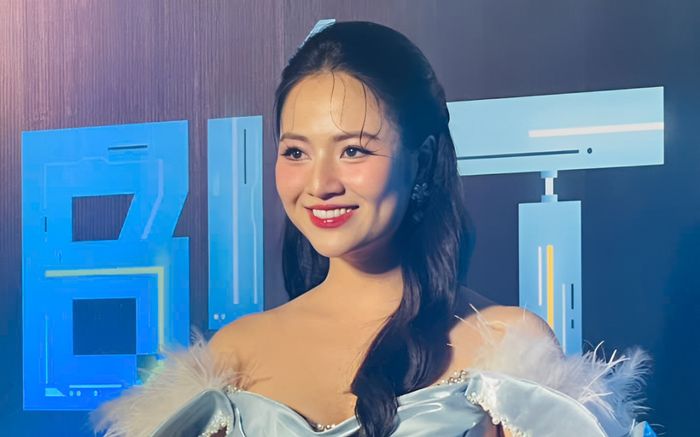 Thảm đỏ VTV Awards 2024: Nhan Phúc Vinh lên đồ như tổng tài, Việt Hoa nóng bỏng hết cỡ đọ sắc Thanh Hương