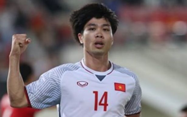 Thật khó để Công Phượng thay thế được Xuân Son