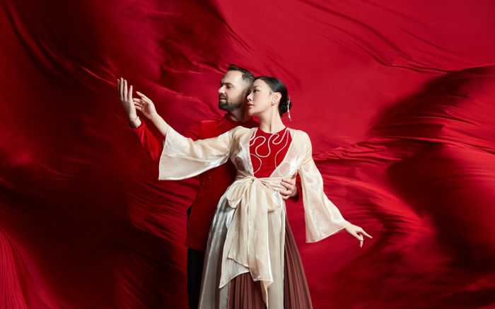 Phương Oanh nhận niềm vui tại Bước Nhảy Hoàn Vũ