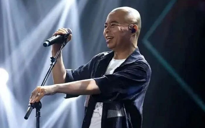 Nam ca sĩ qua đời ở tuổi 39 vì bị ung thư, vợ đau buồn đăng tải cáo phó