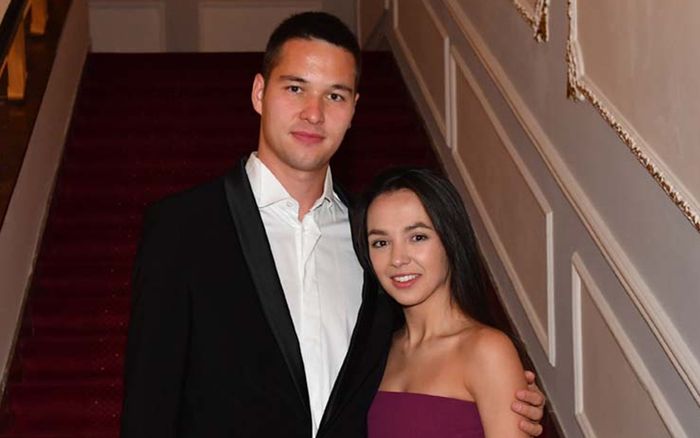 Vợ kín tiếng của thủ môn Nguyễn Filip