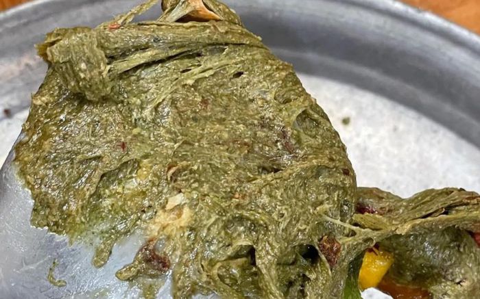 Cô gái làm kẹo nougat nhưng mời không ai ăn, thấy thành phẩm ai cũng hiểu lý do