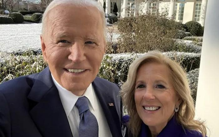 Bức ảnh cuối cùng của ông Joe Biden và vợ tại Nhà Trắng