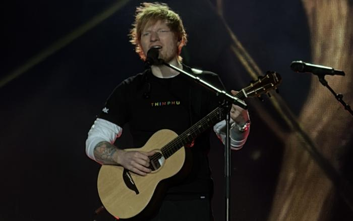 Buổi biểu diễn lịch sử của Ed Sheeran