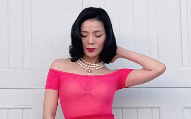 Lệ Quyên được bạn thân tặng 'da cá sấu' hơn 1 tỷ đồng