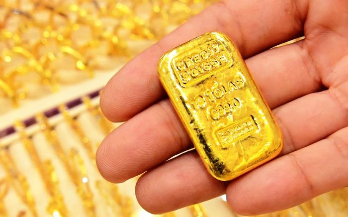 Giá vàng hôm nay (6/1): Gây bất ngờ