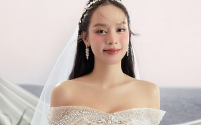 Hoa hậu Thanh Thủy nhắc đến chuyện lấy chồng ở tuổi 22 giữa tin đồn hẹn hò SOOBIN