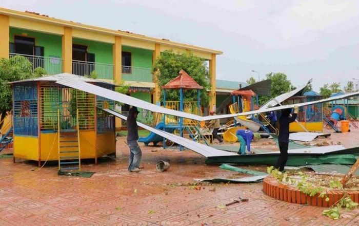 Nghệ An: Toàn lực khắc phục trường lớp, sớm đón học sinh trở lại sau bão