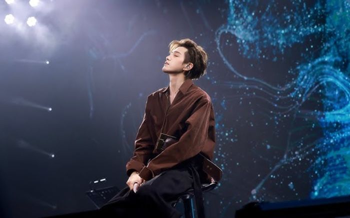 Nam ca sĩ mở liveshow nhưng bán được chưa tới 50 vé, phải hủy bỏ toàn bộ đêm diễn