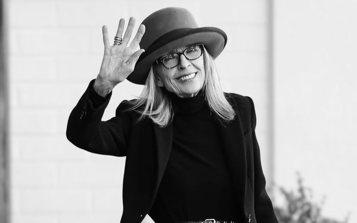 Nữ diễn viên phim 'Bố Già' qua đời, gia đình cầu xin một điều