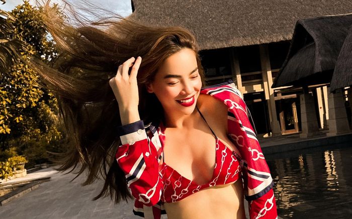 Học Hồ Ngọc Hà skincare cực dễ, da sáng bừng căng mọng luôn ngày hôm sau