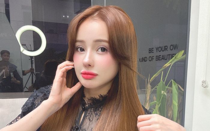 Chiếc xe gần 20 tỷ đồng của Ngân 98 từng gây tranh cãi