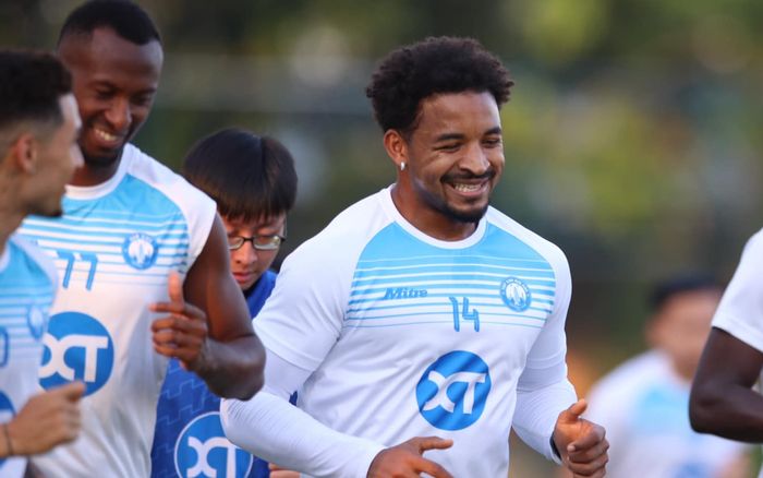 Lộ 'siêu đội hình' nhập tịch của tuyển Việt Nam khiến Malaysia run rẩy