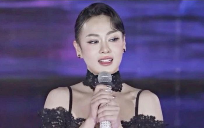 Phương Oanh đã thắng lớn