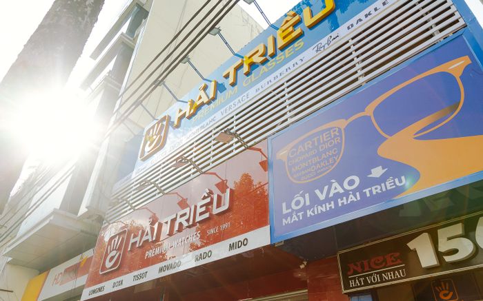 Từ Đồng Hồ Hải Triều đến Kính Hải Triều: Nhất quán một chữ "Tâm"