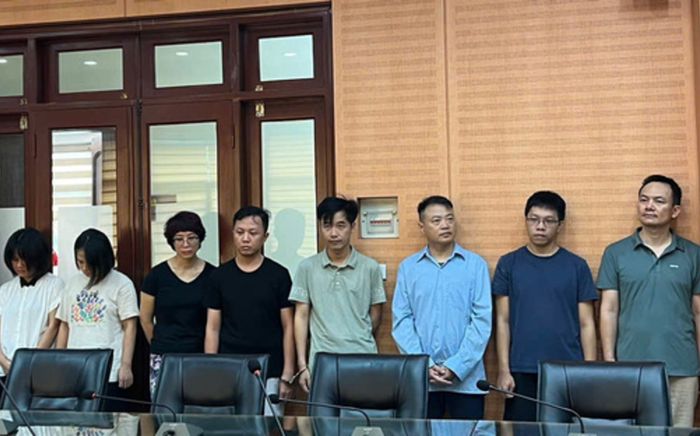 Danh tính 9 đồng phạm bị khởi tố cùng Shark Bình