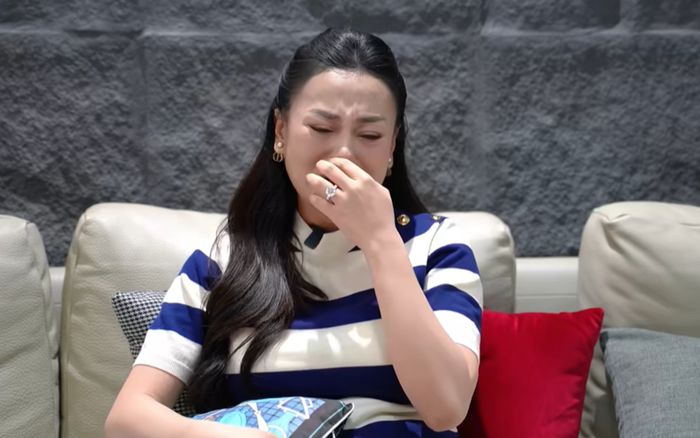 Nỗi uất ức quá lớn cho Phương Oanh